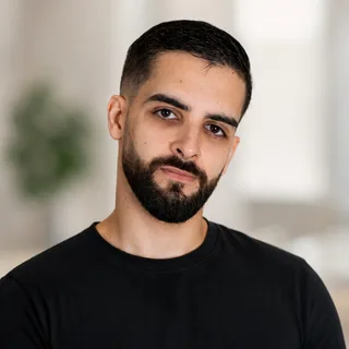 Portrait de Mehdi Joyen